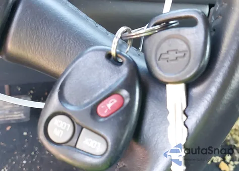 2002 Chevrolet Silverado 1500 Ls from USA, damaged, VIN 2GCEK19T221236675